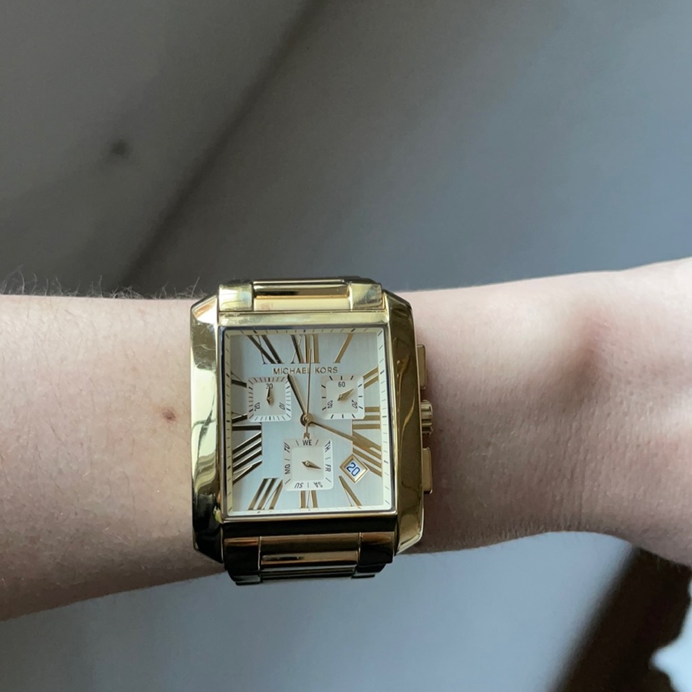 BUY 1 GET 1 - Michael Kors MK 5061- Watch ⏱